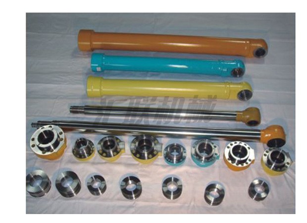 L-2335 缸盖、活塞、螺母、前后缓冲