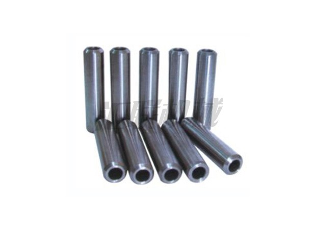 L-0595 S6D105 小松气门导管