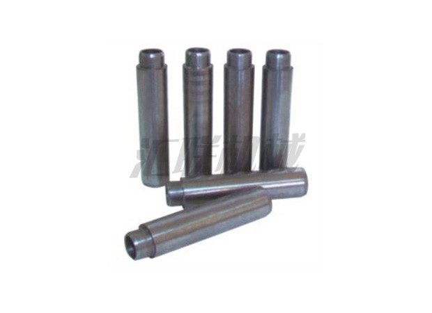 L-0597 S6D140 小松气门导管