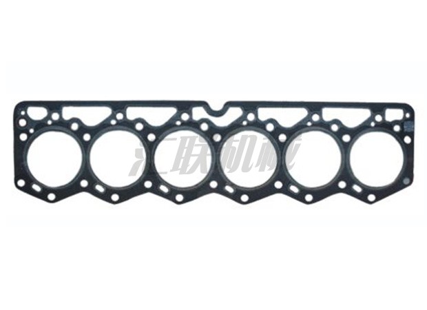 L-0467  PC200-3 6D105 6136-11-1813